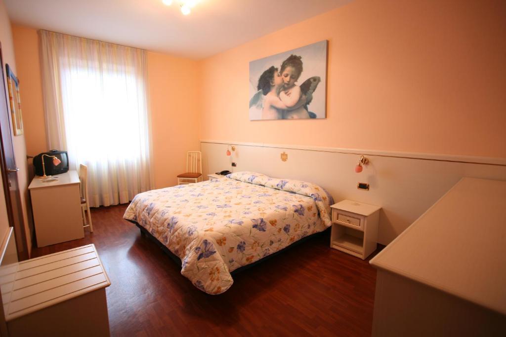 Hotel I Duchi Камерино Номер фото